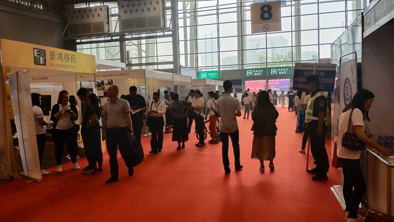 户外演出舞台搭建：关键要素与注意事项**